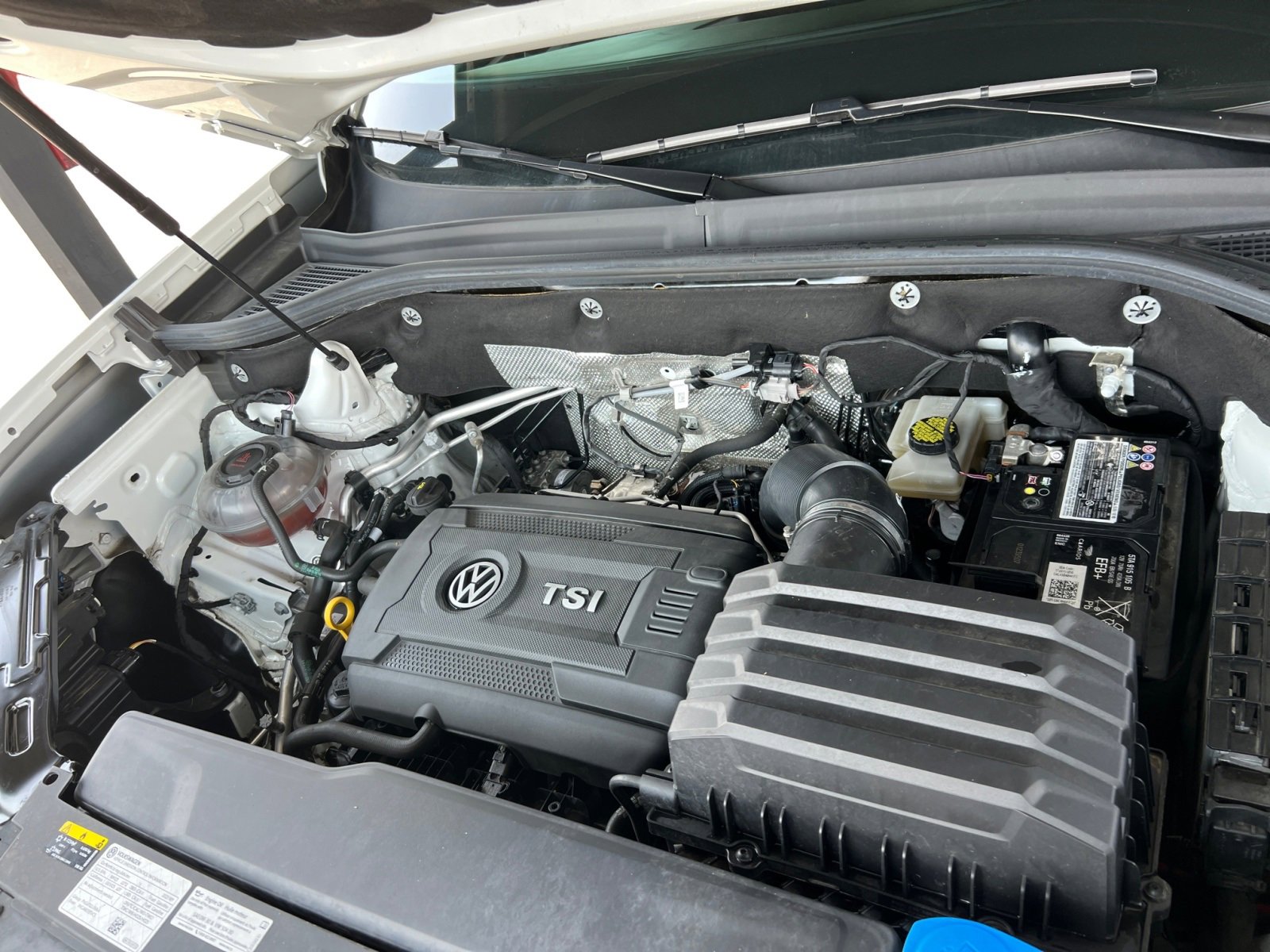 Used 2023 Volkswagen Atlas SE image 15