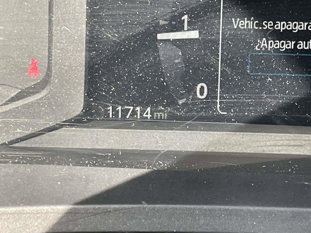 Used 2025 Toyota Tacoma SR5 image 33