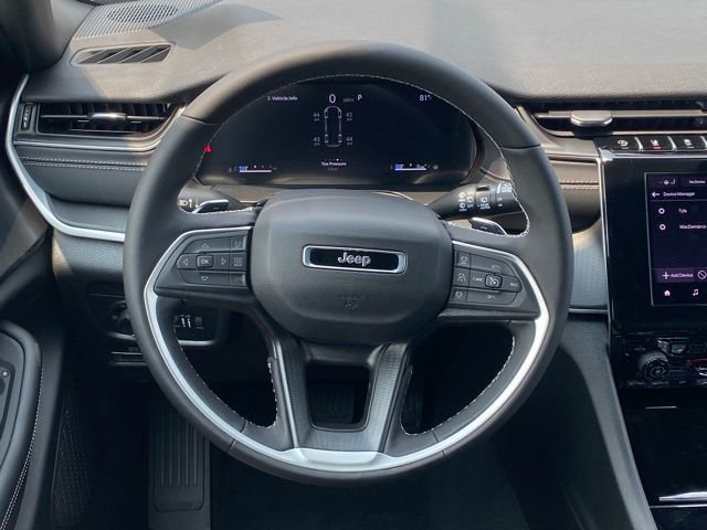 New 2025 Jeep Grand Cherokee L Altitude image 38