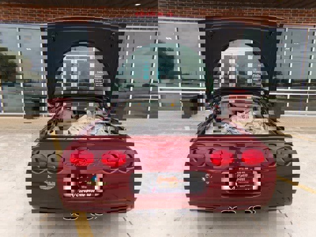 Used 2003 Chevrolet Corvette Coupe w/ Preferred Equipment Group RWD image 15