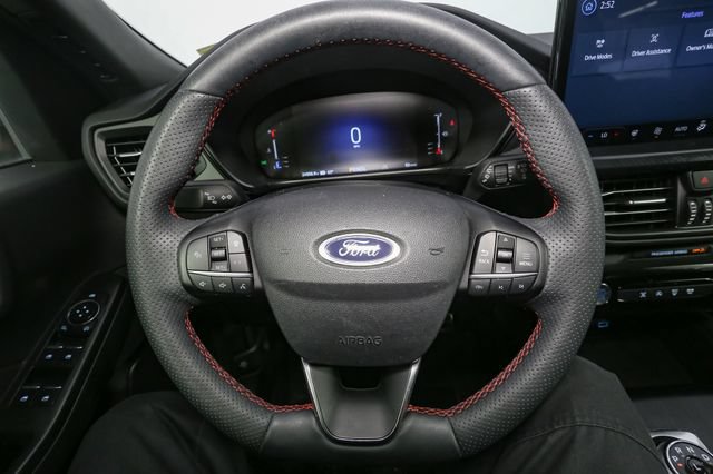 Used 2023 Ford Escape ST-Line Select w/ Tech Pack #1 AWD/4WD image 31