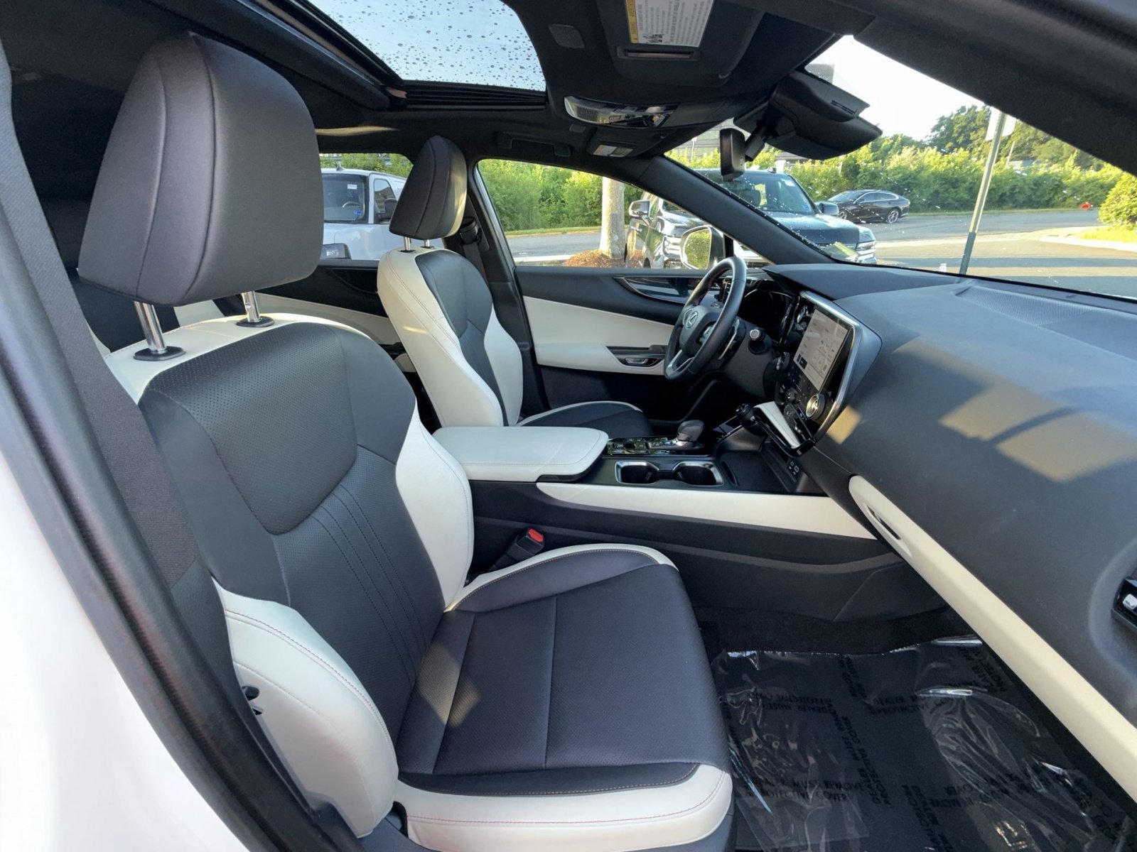 Used 2024 Lexus NX 350 AWD w/ Cold Area Package image 27
