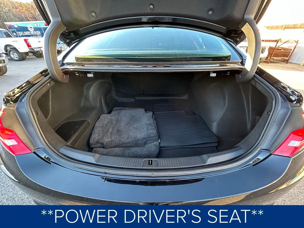 Used 2019 Buick LaCrosse Avenir w/ Driver Confidence Package II image 9