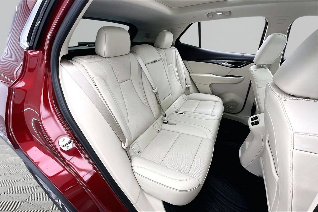 Used 2021 Buick Envision Essence w/ Technology Package I FWD image 27