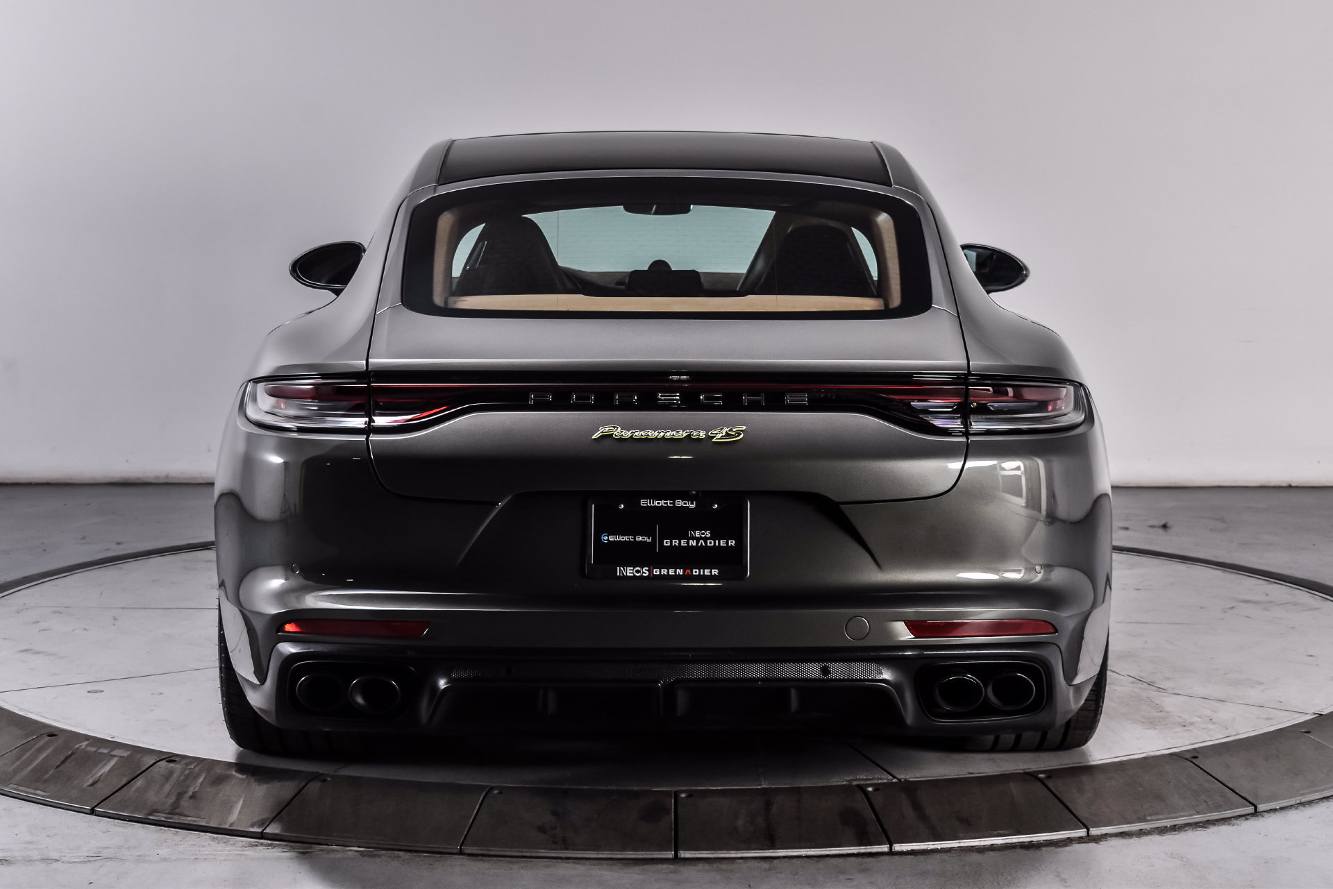 Used 2023 Porsche Panamera 4S w/ Premium Package AWD/4WD image 5