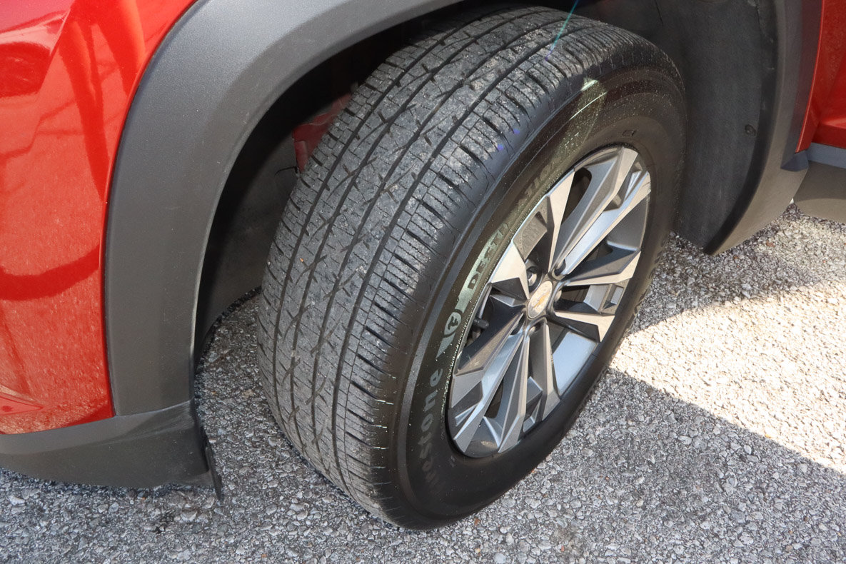 Used 2025 Chevrolet Equinox LT w/ Convenience Package II FWD image 18