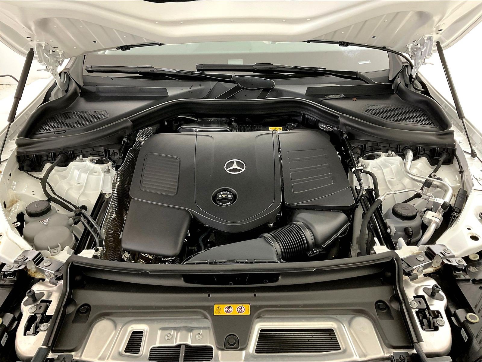 Certified 2023 Mercedes-Benz GLC 300 4MATIC image 30