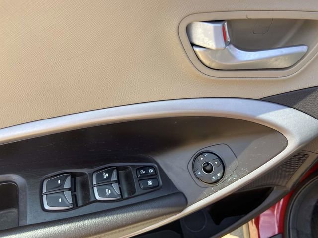 Used 2015 Hyundai Santa Fe Sport FWD image 12