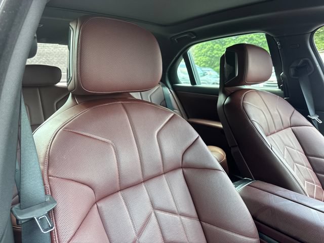 Used 2023 BMW 760i xDrive w/ Parking Assistance Package AWD/4WD image 26