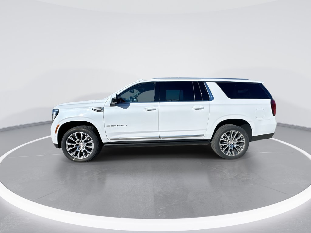 New 2026 GMC Yukon XL Denali w/ Denali Reserve Package AWD/4WD image 5