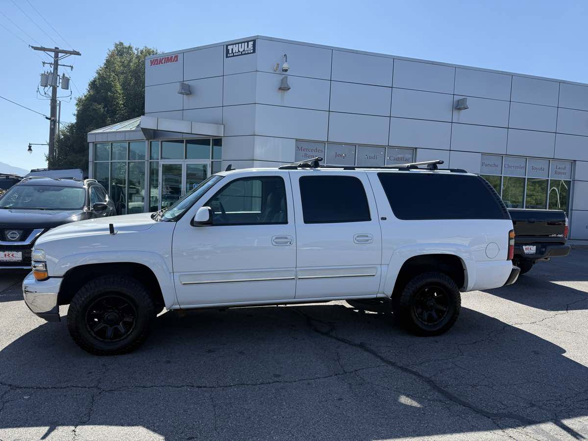 Used 2006 Chevrolet Suburban 2500 LT w/ Preferred Equipment Group image 26