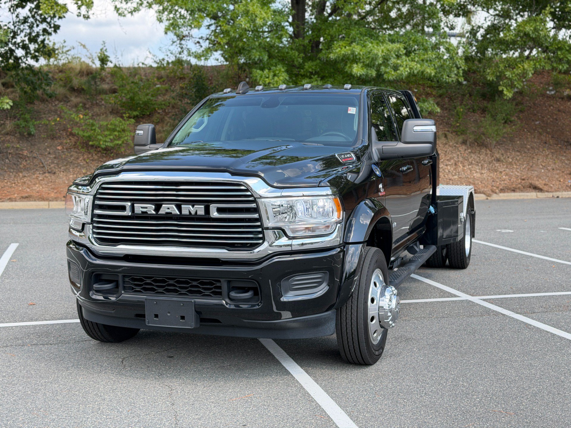 Used 2023 RAM 4500 Laramie AWD/4WD image 3