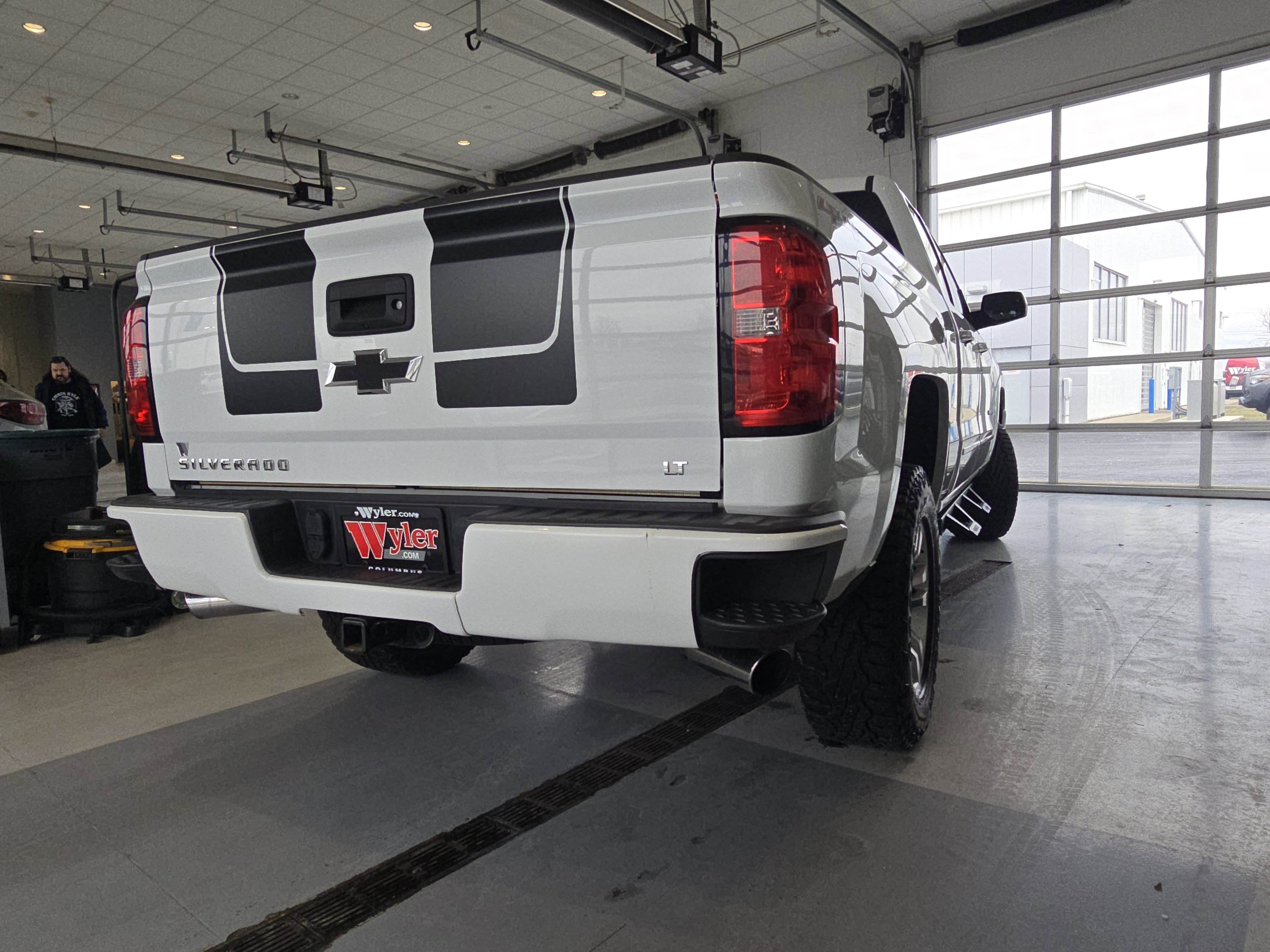 Used 2017 Chevrolet Silverado 1500 LT w/ All Star Edition image 15