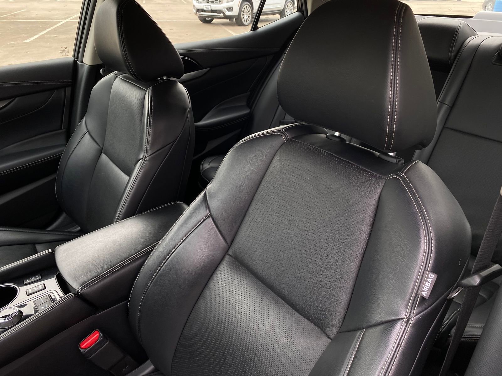 Used 2023 Nissan Maxima SL image 12