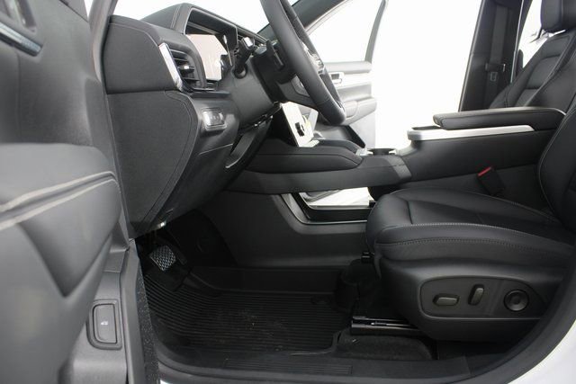 New 2026 GMC Terrain Elevation w/ Elevation Premium Package image 16