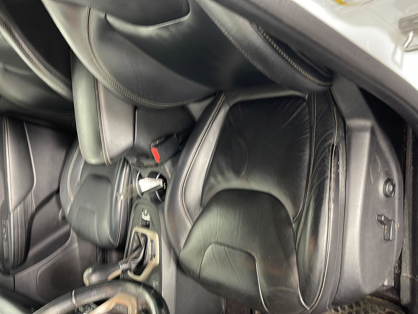 Used 2016 Jeep Cherokee Limited image 13