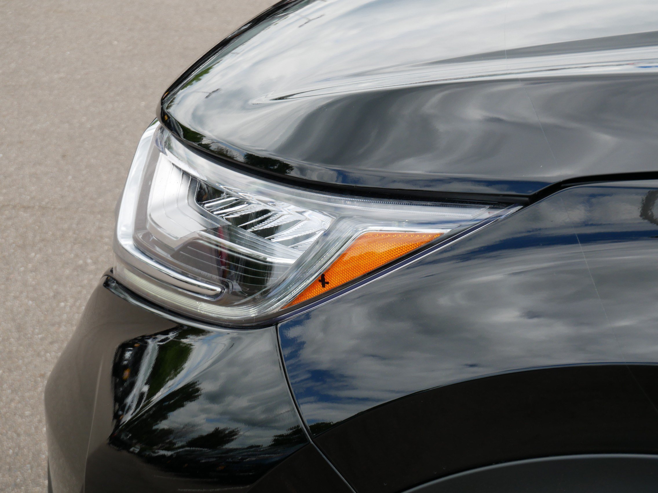 Certified 2018 Honda CR-V Touring image 16