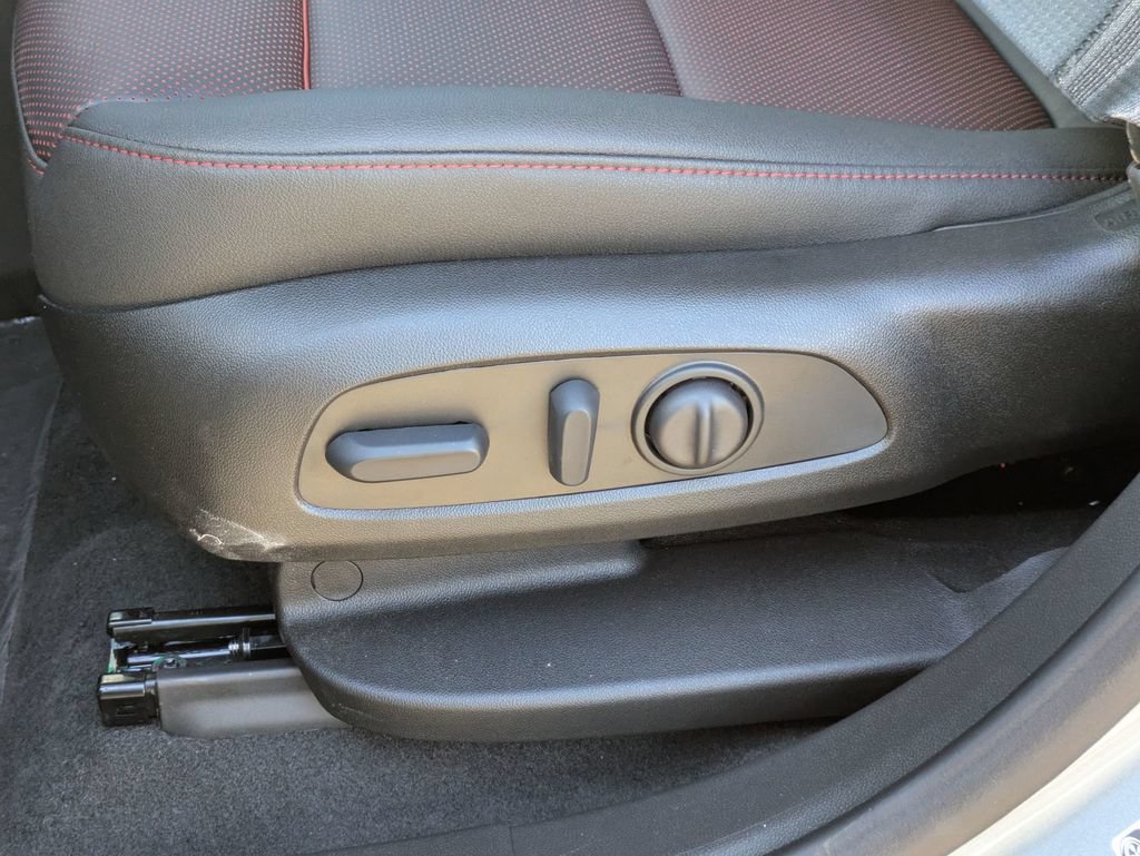 Used 2026 Chevrolet Blazer RS FWD image 16