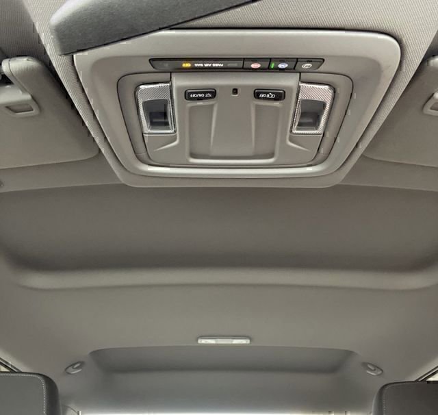 Used 2019 Chevrolet Silverado 1500 LT Trail Boss w/ Convenience Package image 5