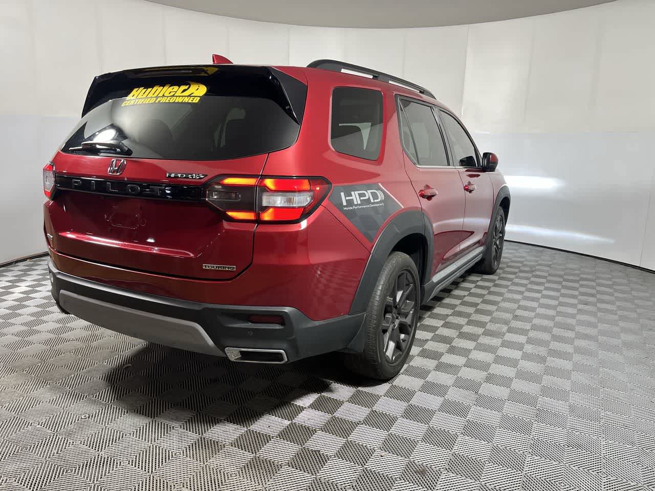 Used 2023 Honda Pilot Touring image 8