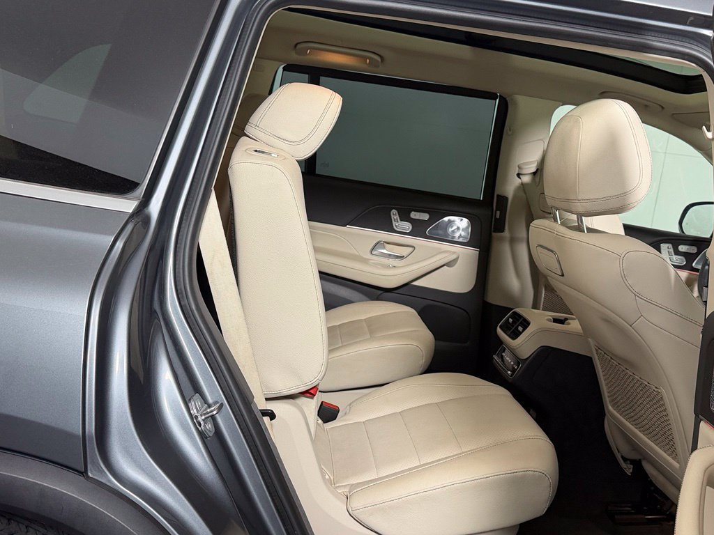 Used 2020 Mercedes-Benz GLS 450 4MATIC image 20