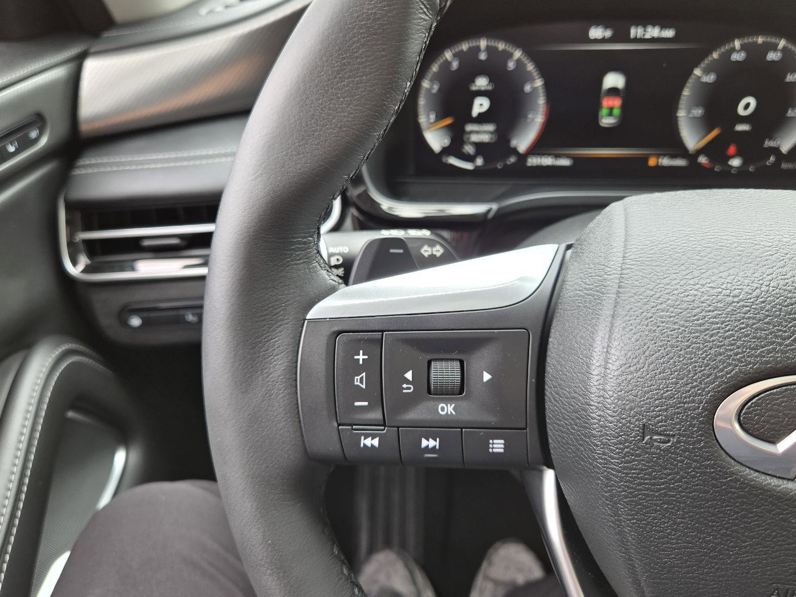 Certified 2023 INFINITI QX60 Luxe w/ Vision Package image 30