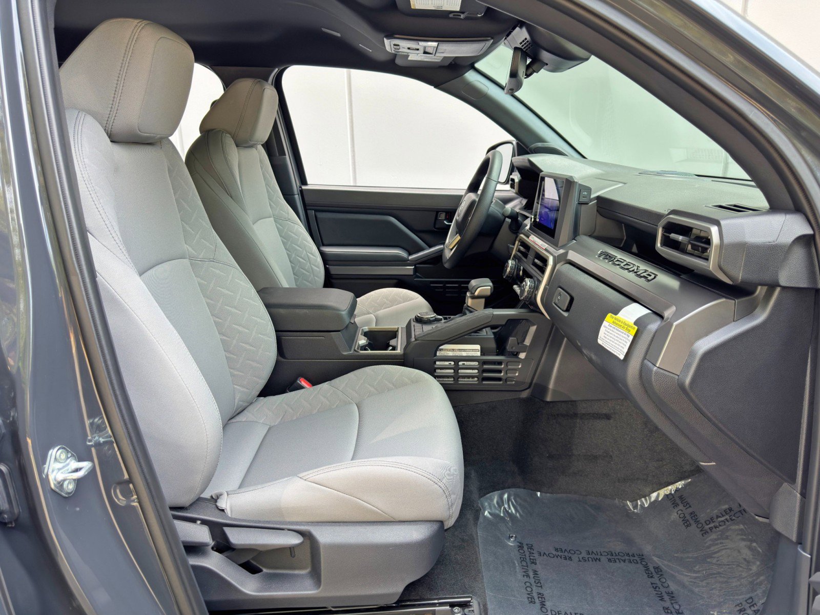 Used 2024 Toyota Tacoma SR5 w/ SR5 Upgrade Package image 15