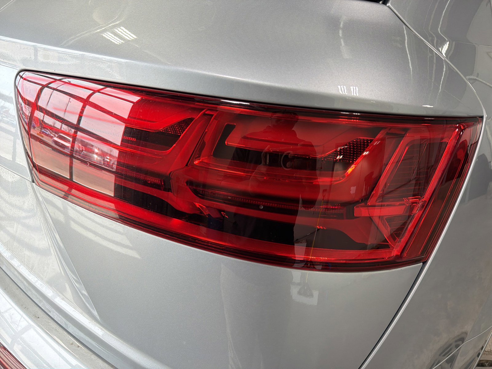 Used 2019 Audi Q7 3.0T Premium Plus w/ Premium Plus Package AWD/4WD image 11