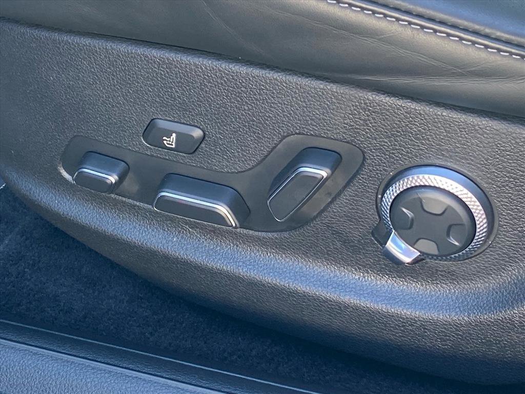 Used 2023 Genesis G80 image 12