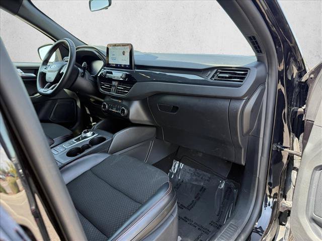 Used 2025 Ford Escape ST-Line FWD image 12