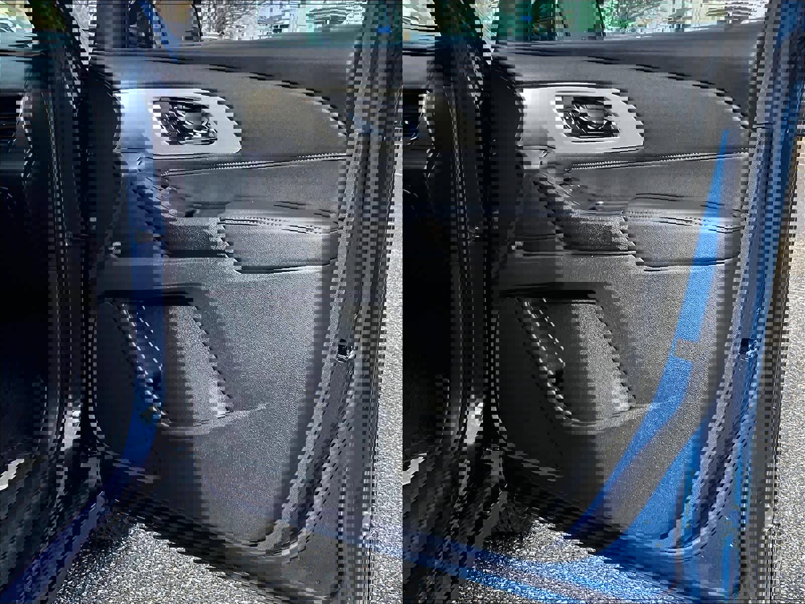 Certified 2022 Chevrolet Traverse LT w/ LPO, Floor Liner Package image 12