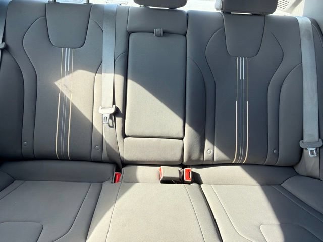 Used 2025 Hyundai Elantra SEL FWD image 21