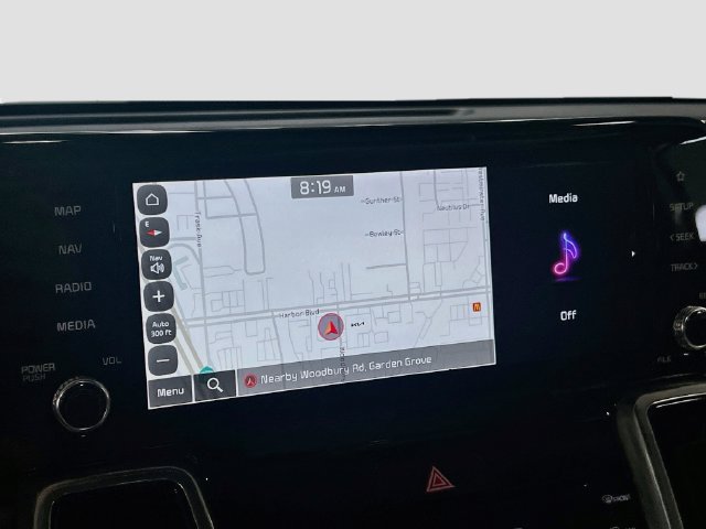 Certified 2023 Kia Sorento SX FWD image 13