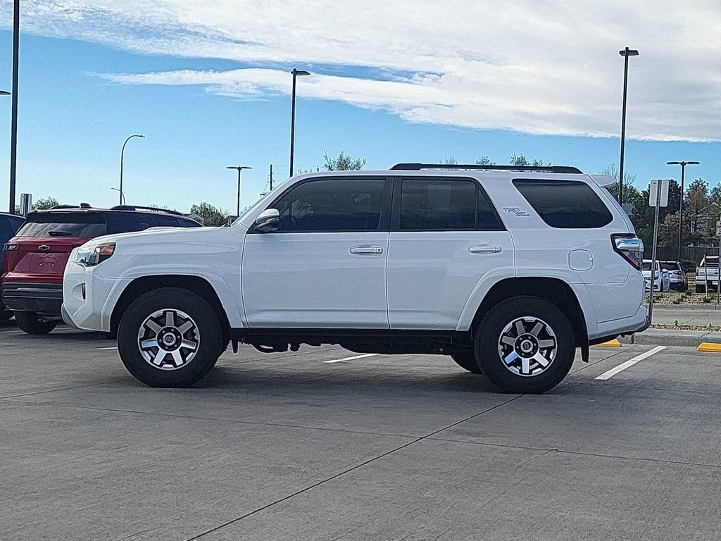 Used 2020 Toyota 4Runner TRD Off-Road Premium w/ Moonroof Package AWD/4WD image 5