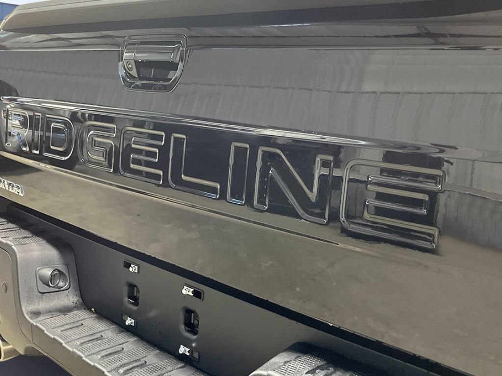 New 2026 Honda Ridgeline Black Edition image 6