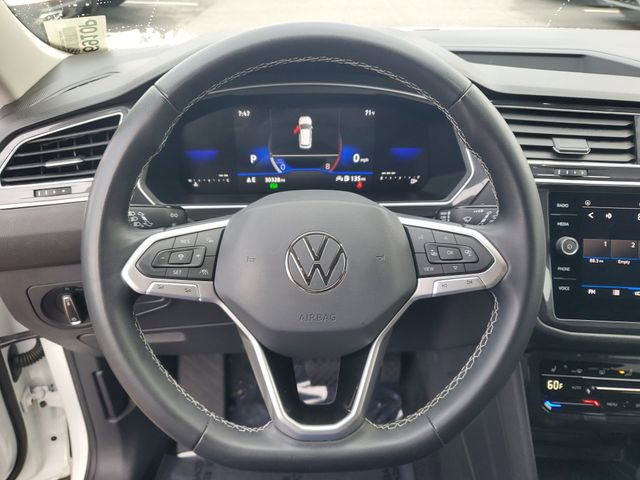 Certified 2023 Volkswagen Tiguan SE image 18