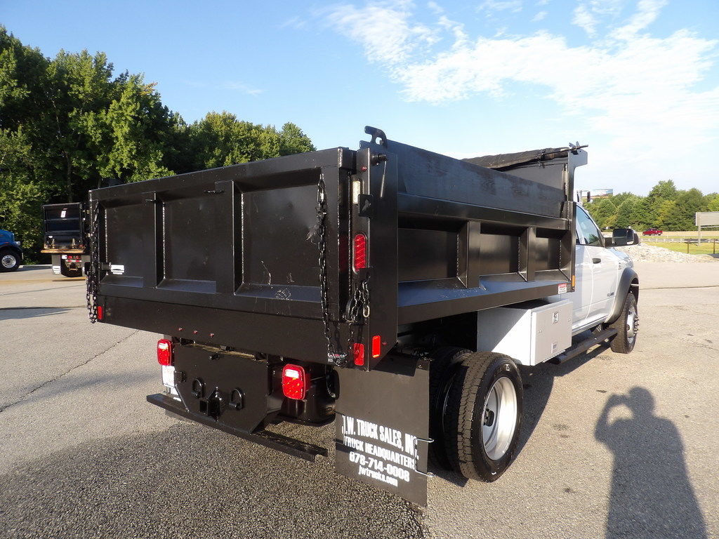 Used 2022 RAM 5500 Tradesman AWD/4WD image 19