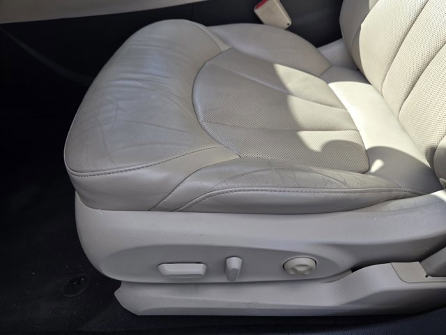 Used 2019 Buick Envision Essence image 20