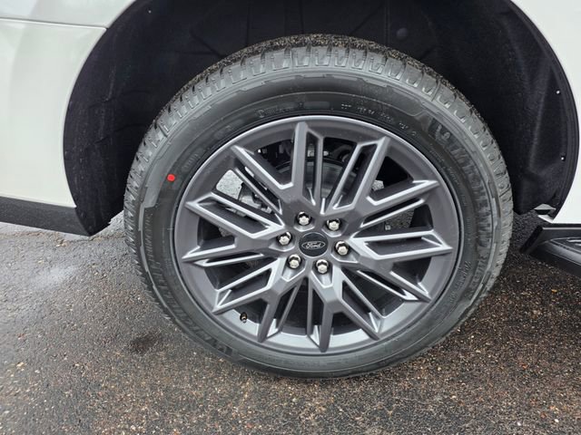 New 2026 Ford Expedition Platinum AWD/4WD image 9