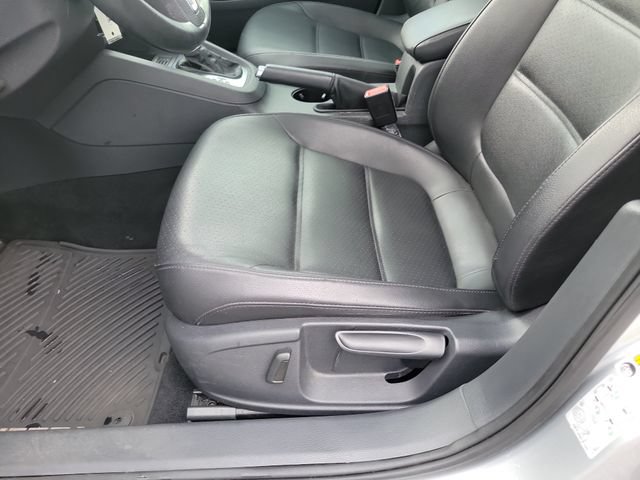 Used 2014 Volkswagen Jetta SE FWD image 21