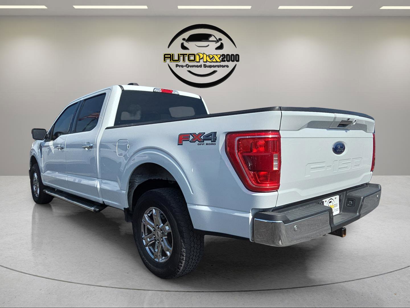 Used 2022 Ford F150 XLT w/ Equipment Group 302A High AWD/4WD image 5