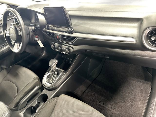 Used 2024 Kia Forte LXS w/ LXS Technology Package FWD image 27