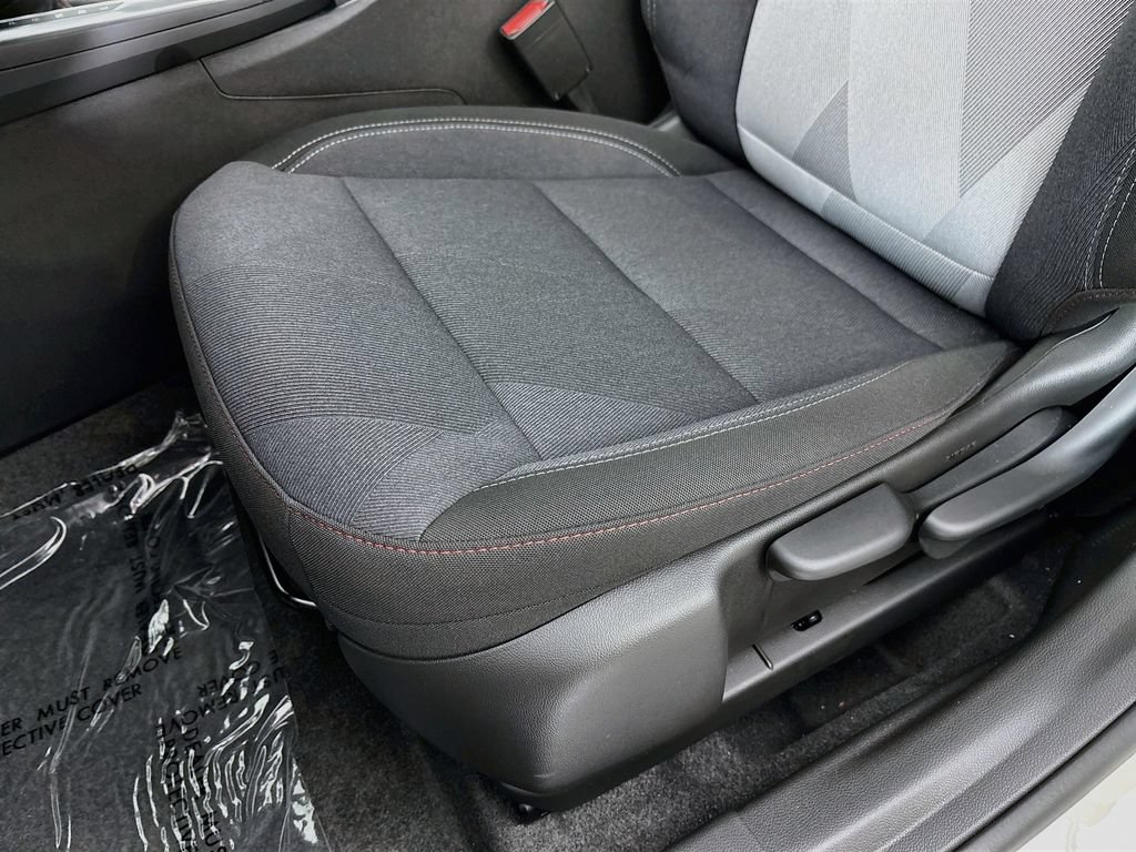New 2026 Chevrolet Trax RS w/ Sunroof Package FWD image 19