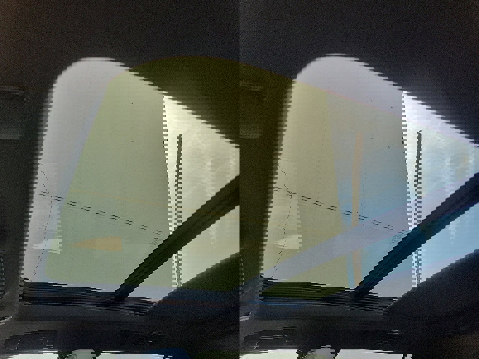 Used 2023 GMC Yukon SLT w/ SLT Premium Package image 13