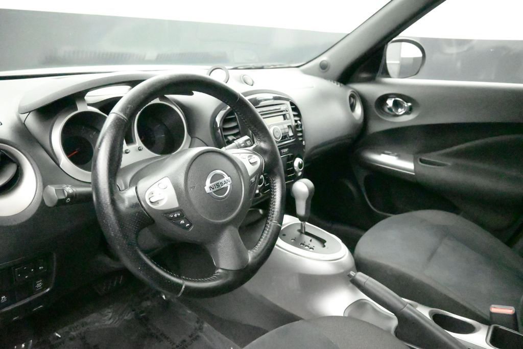 Used 2014 Nissan Juke SV AWD/4WD image 9
