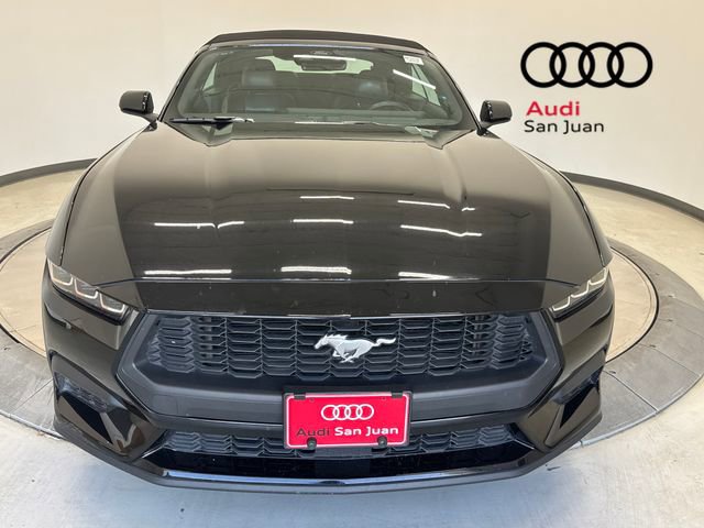 Used 2025 Ford Mustang Premium image 2