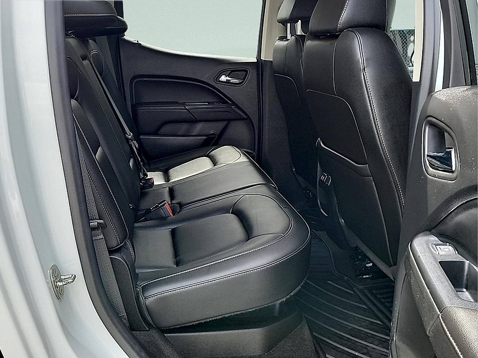 Used 2018 GMC Canyon SLT w/ Driver Alert Package AWD/4WD image 11