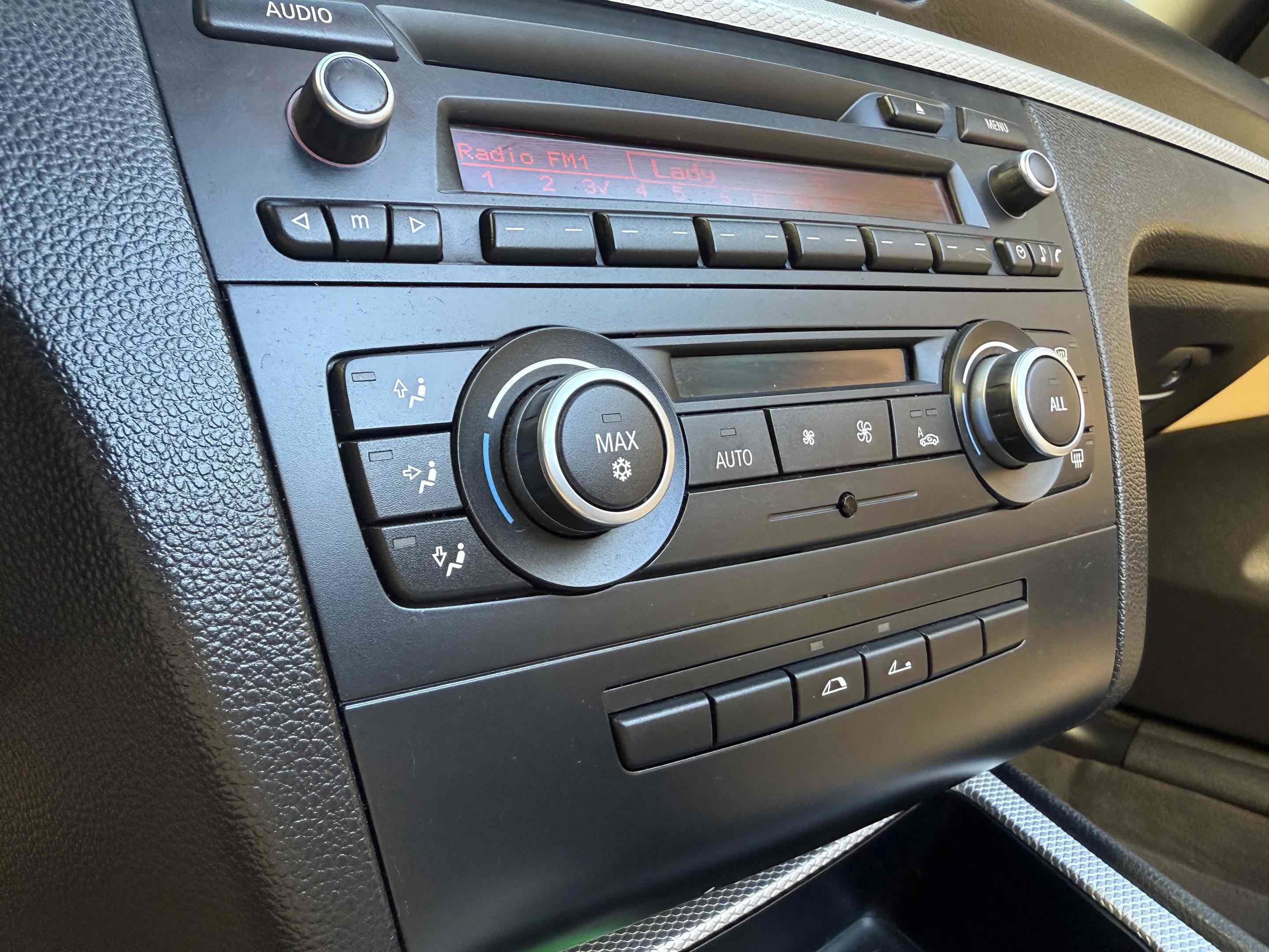 Used 2012 BMW 135i Convertible image 49