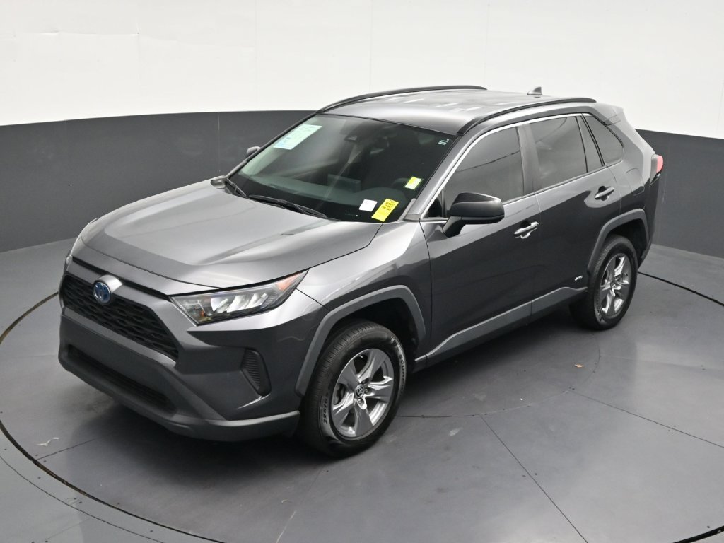 Used 2022 Toyota RAV4 LE AWD/4WD image 15