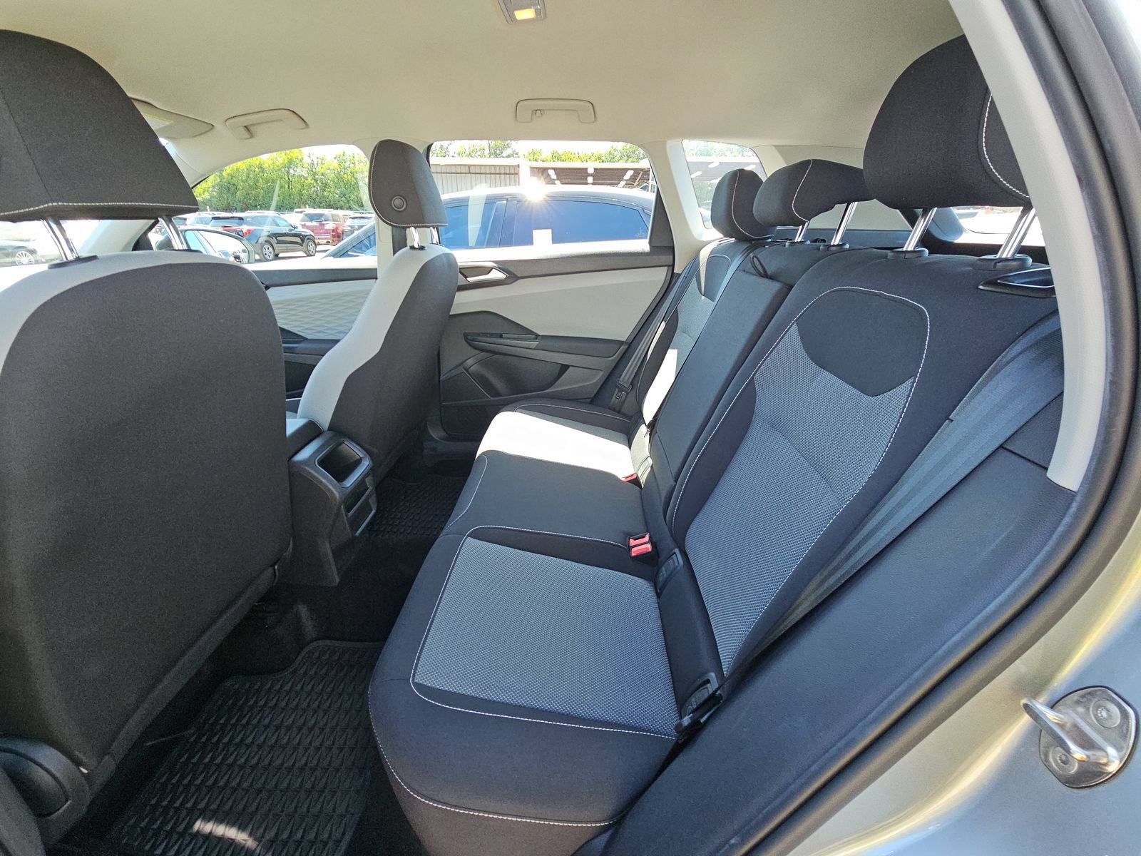 Used 2022 Volkswagen Taos S FWD image 11